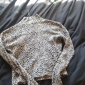 Cute cheetah print turtle neck